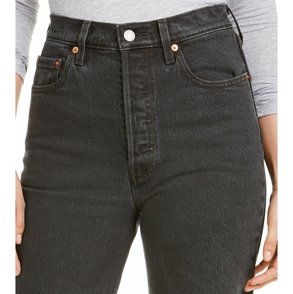 Levi's Ribcage Straight High Rise Jeans Size 30 - Picture 4 of 9